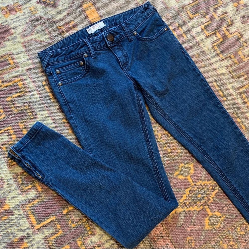 Free People Zipped Ankle Skinny Jeans